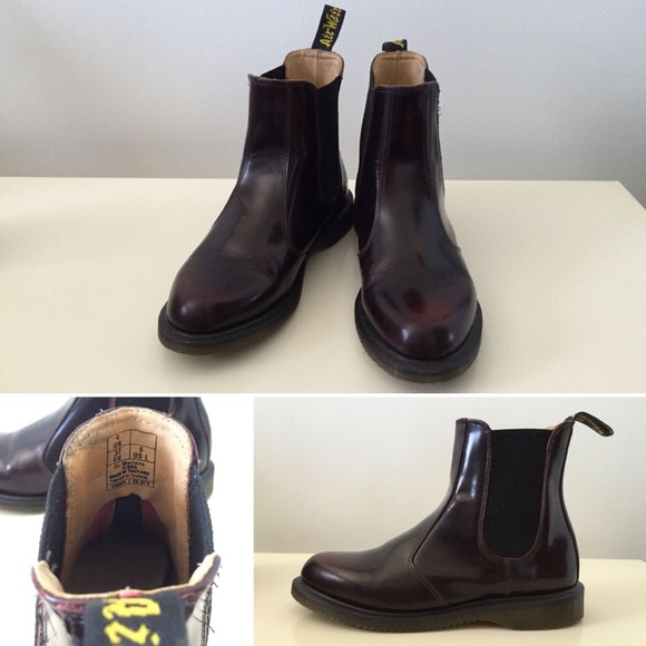 Dr. Martens Shoes - Dr Martens 2976 Classic Chelsea Boot
